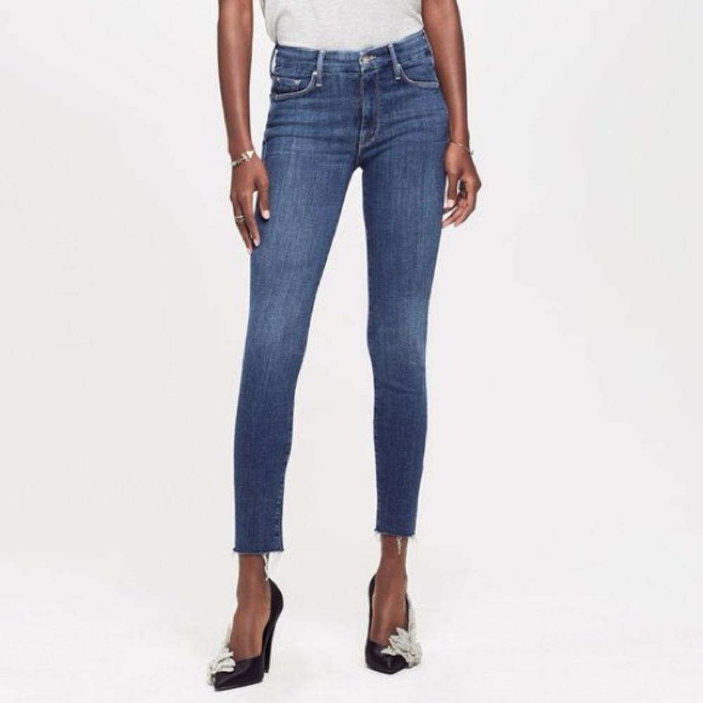 MOTHER The Looker Ankle Fray Jeans in Girl Crush
